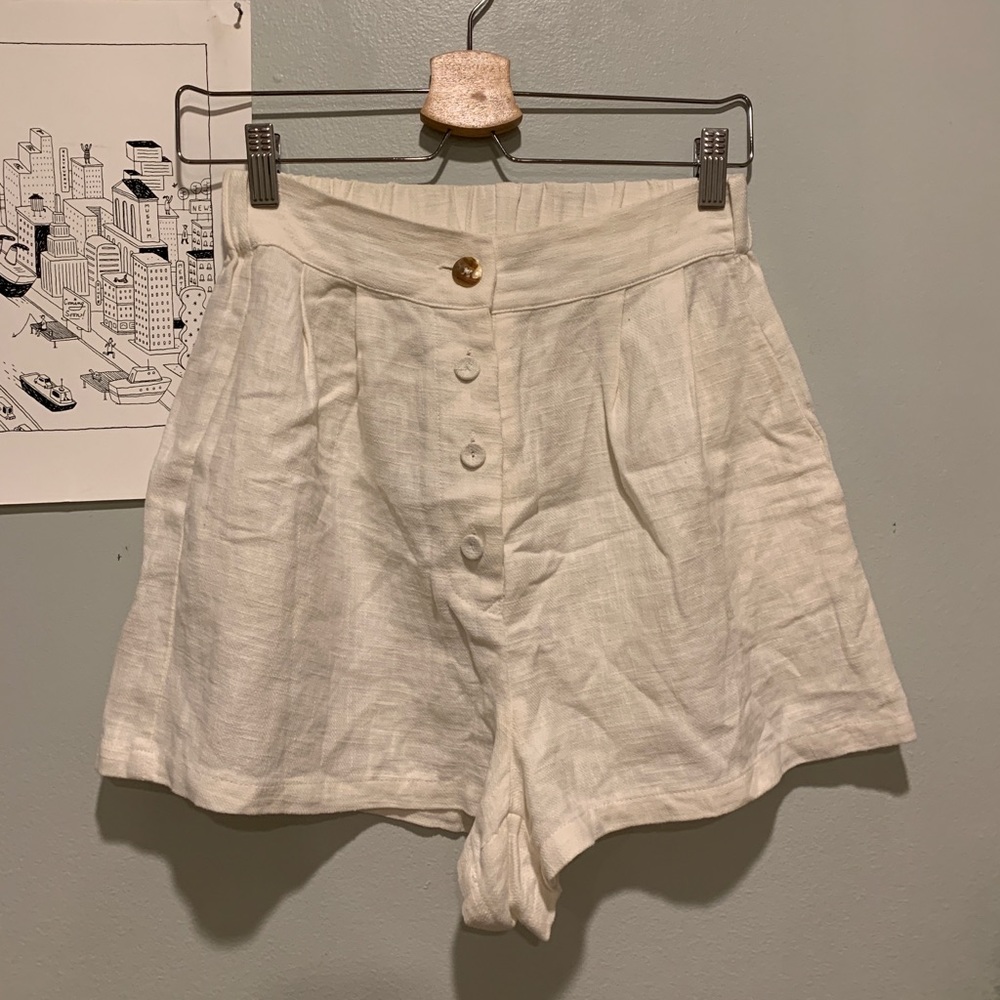 Summer linen shorts
